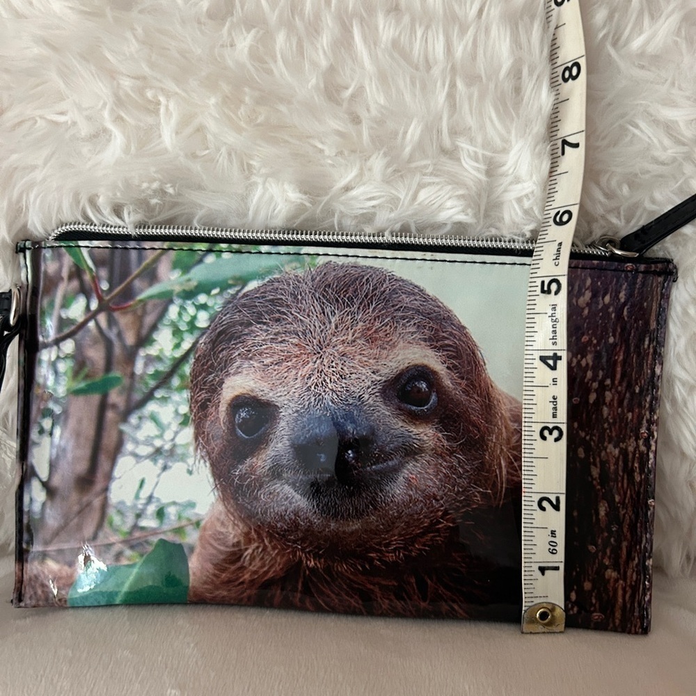 Chateau Sloth Cosmetic Bag - Brown and Green​​​​​ - Picture 4 of 9